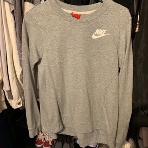 Nike long-sleeve